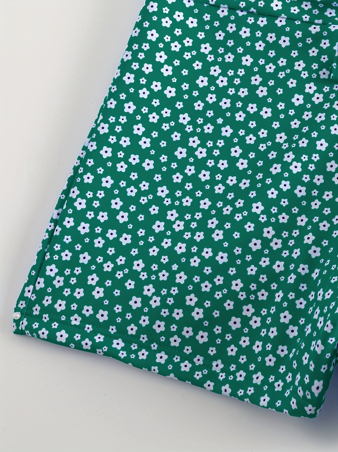 Green Solid Color Bikini Set with Floral Boyshorts – Two-Piece Swimsuit for Women